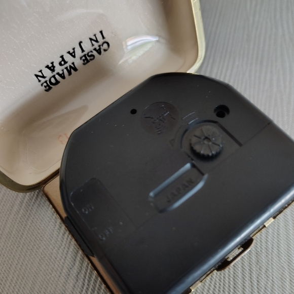 Bolivia Vintage Travel Clock Quartz Alarm - Picture 6 of 7